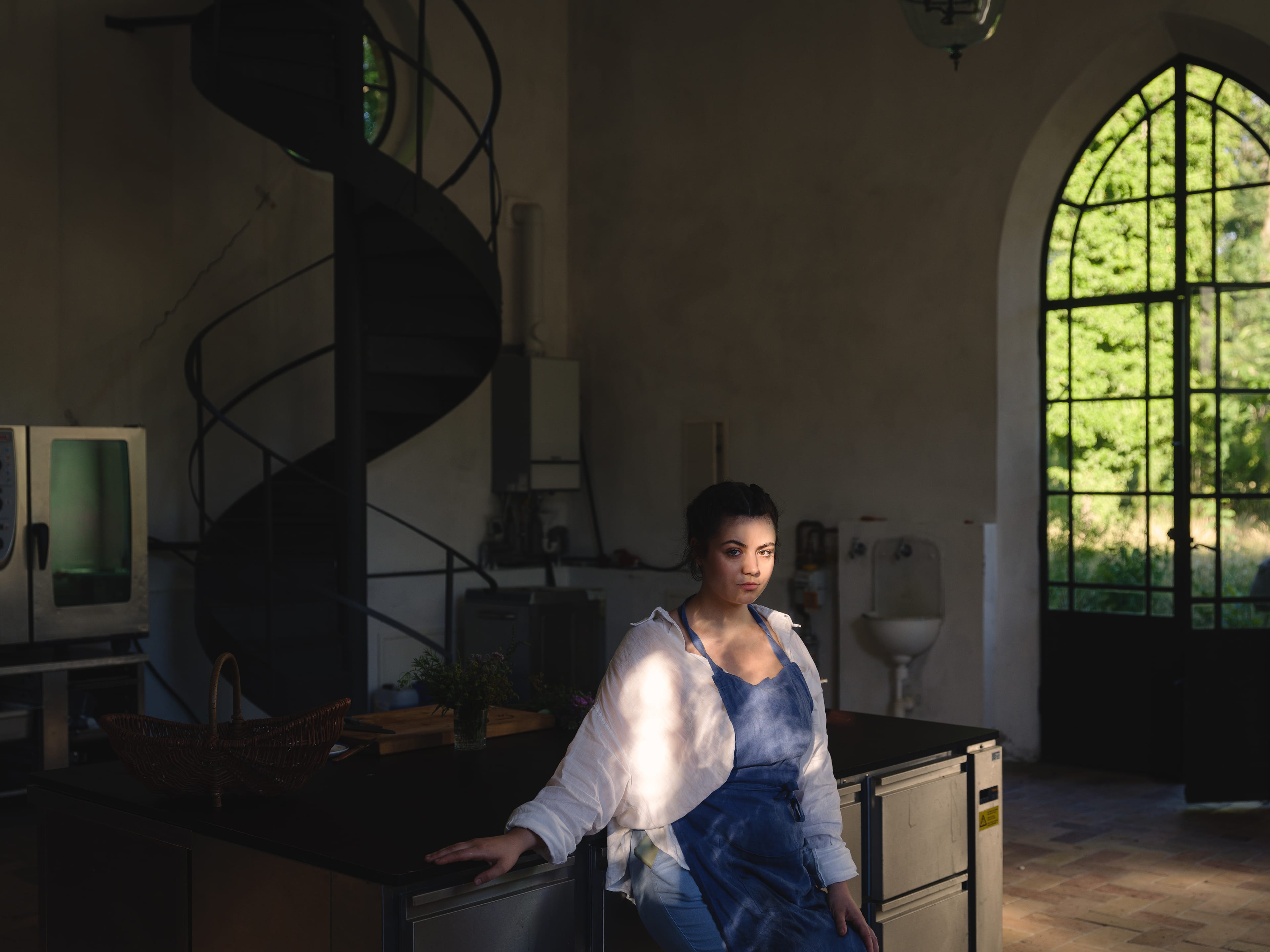 Portrait of Ann-Sophie in a kitchen in Brandenburg